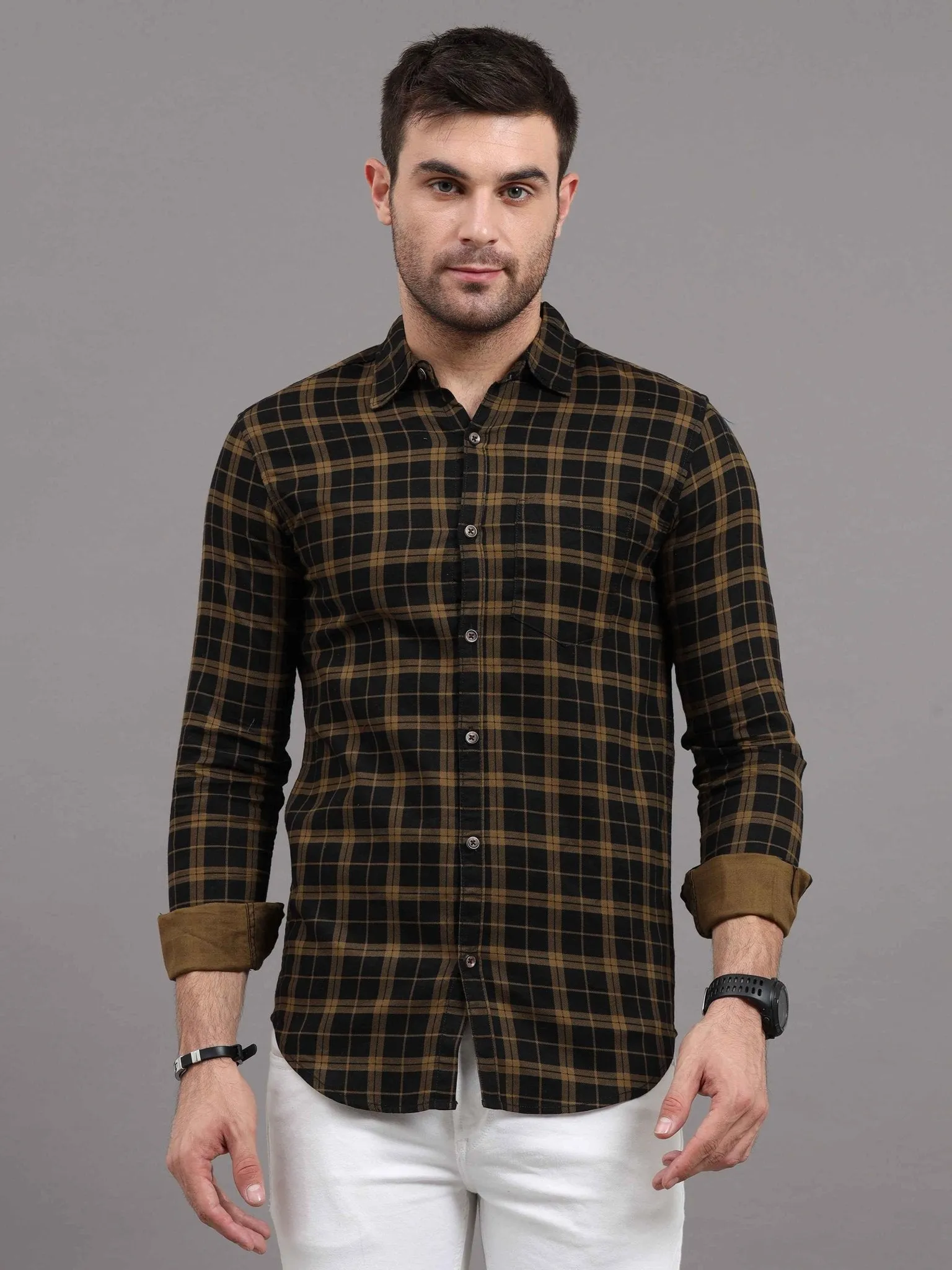 Checkered Cut Away Collar Casual Shirt