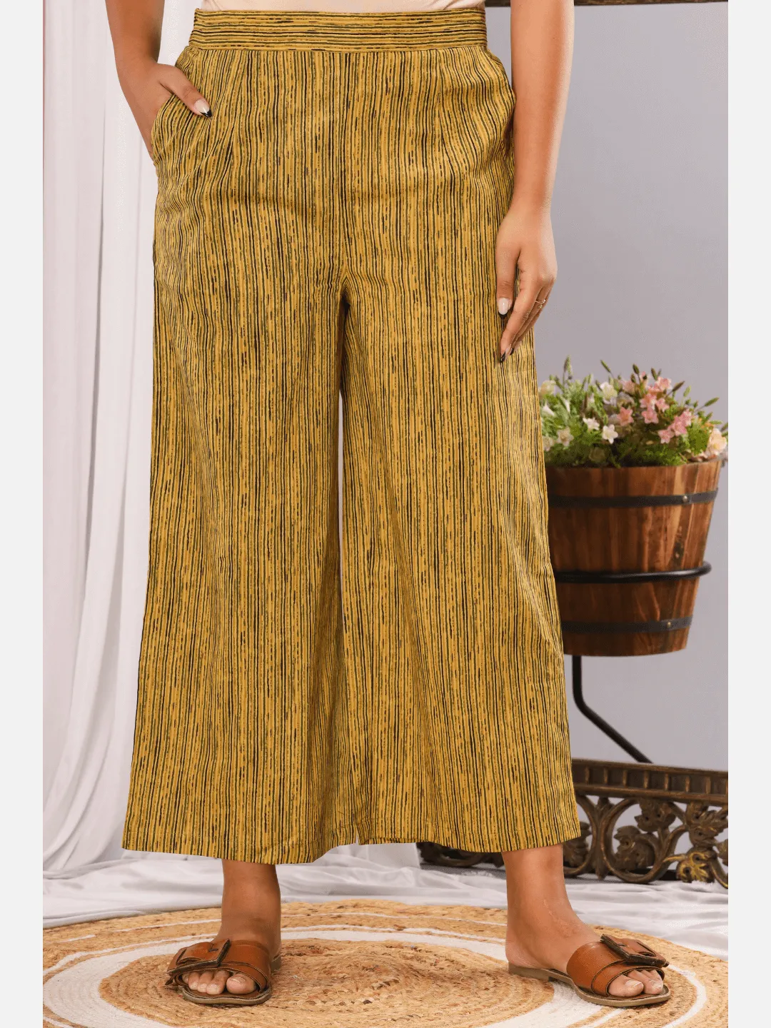 Green Paan Cotton Loungewear