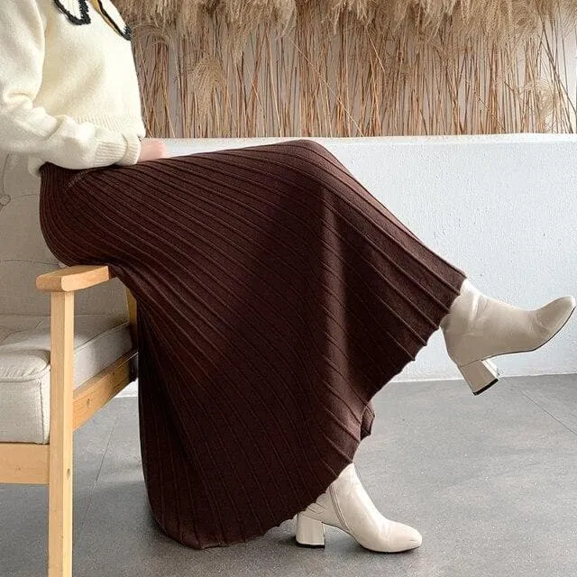 Pleated Maxi Skirt With Elastic Waist