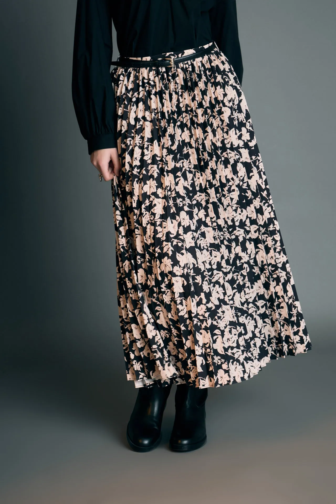 Pleated Print Midi Skirt