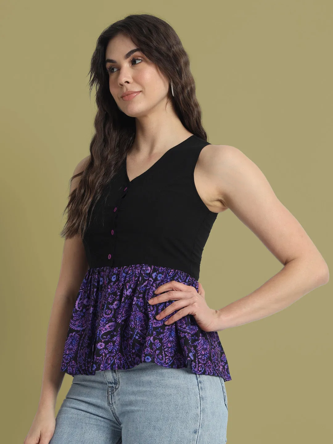 Women Floral Printed Purple & Black Peplum Top